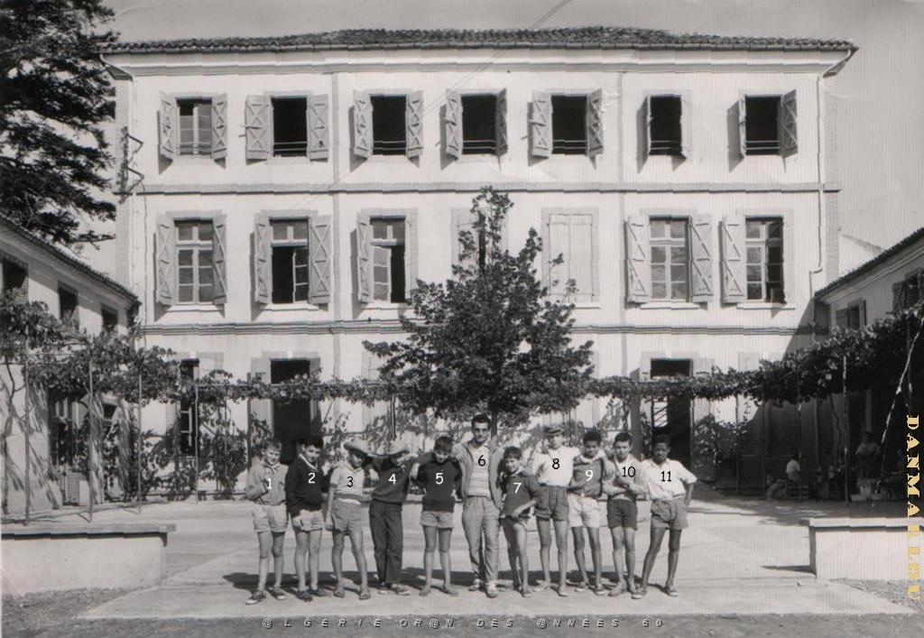 VILLE D ORAN CHATEAU DE LERIET 1961.JPG